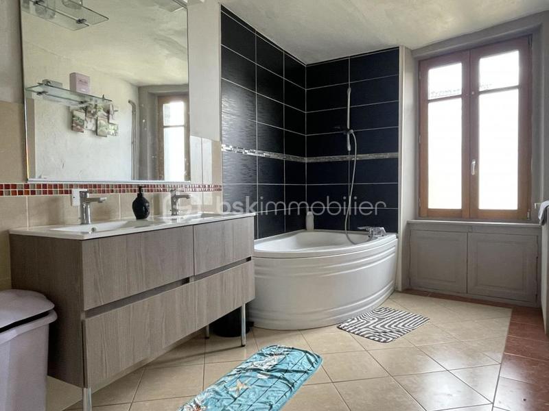 Maison ancienne - 152 m² - 5 pièces
