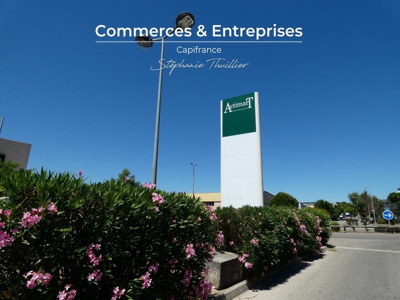 Bureau - 134 m² - 1 pièce