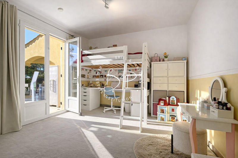 Maison - 149 m² - 5 pièces