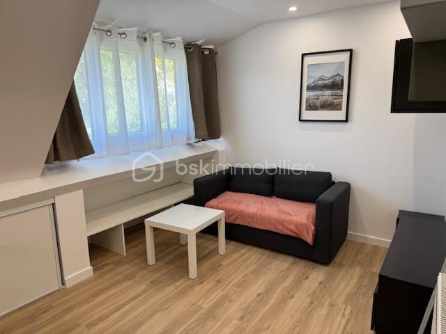 Immeuble - 210 m² - 15 pièces