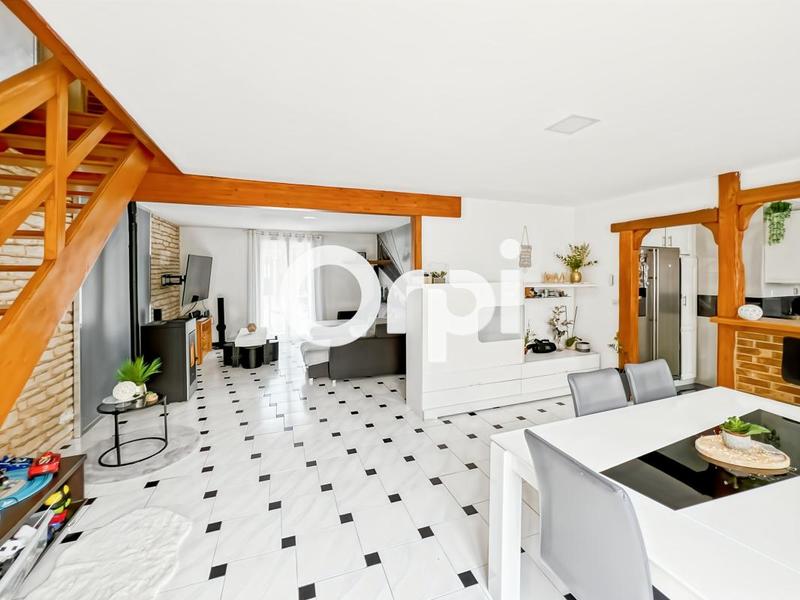 Maison - 148 m² - 6 pièces