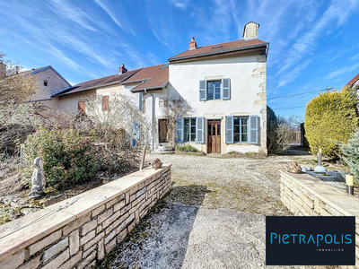 Maison ancienne - 167 m² - 6 pièces