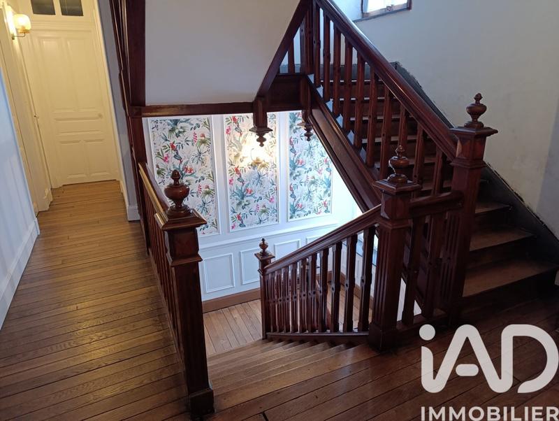 Maison - 197 m² - 7 pièces