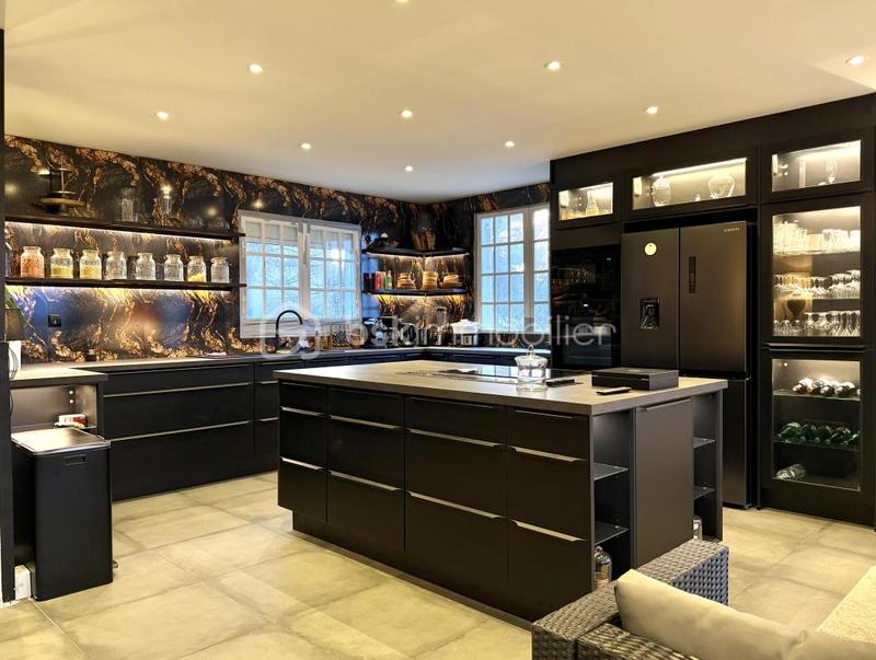 Maison - 149 m² - 6 pièces