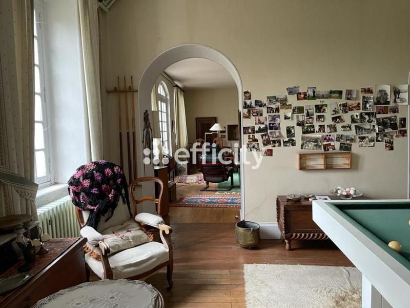 Maison bourgeoise - 306 m² - 12 pièces