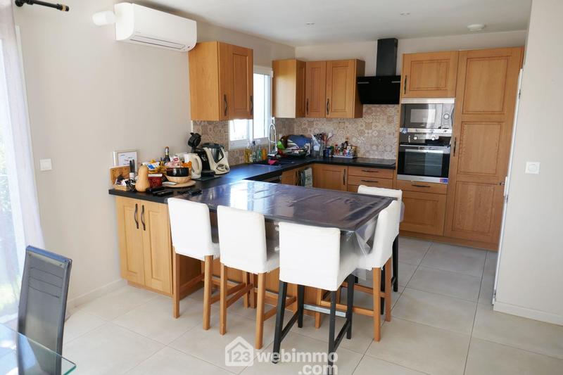 Villa - 100 m² - 4 pièces