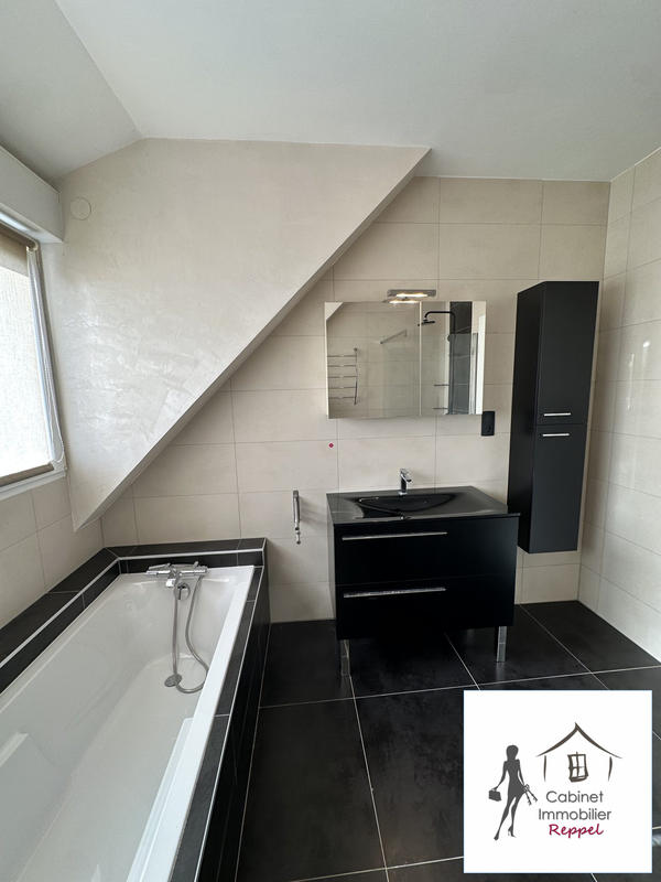 Maison - 141 m² - 5 pièces