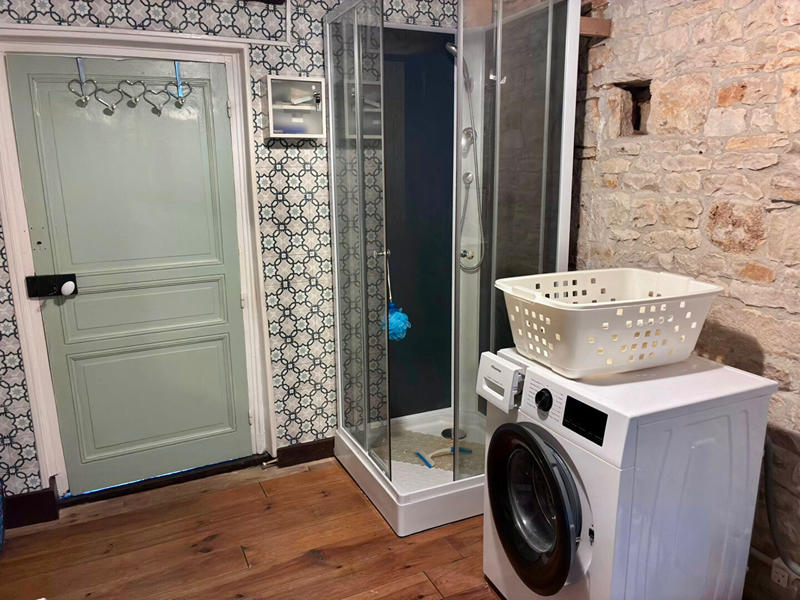 Maison - 360 m² - 13 pièces