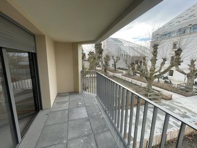 Appartement - 92 m² - 3 pièces