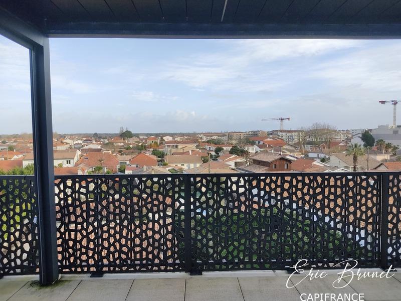 Appartement - 128 m² - 4 pièces