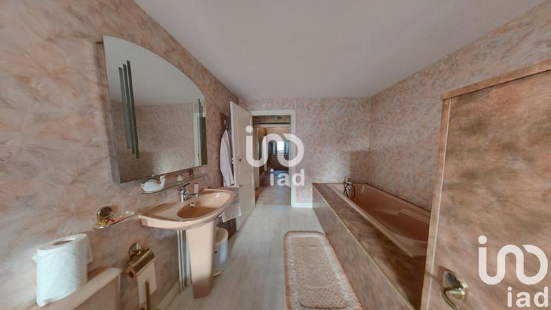 Maison de village - 207 m² - 6 pièces