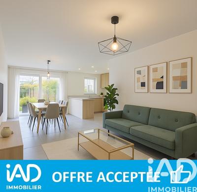 Maison - 90 m² - 5 pièces