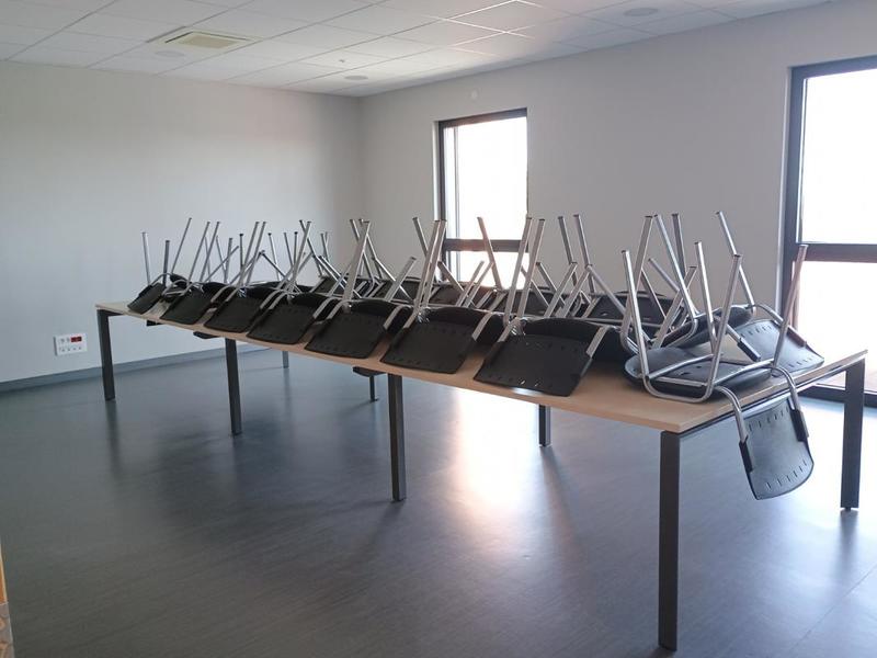 Bureau - 131 m² - 7 pièces