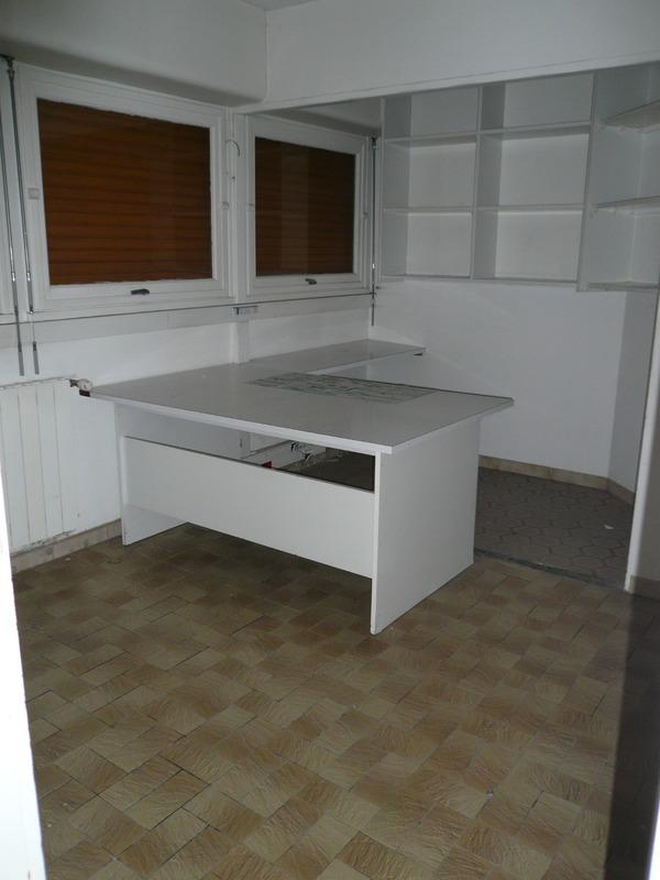 Local commercial - 740 m² - 8 pièces