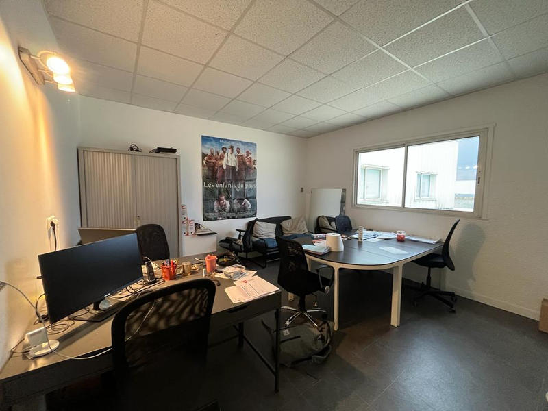 Bureau - 315 m²