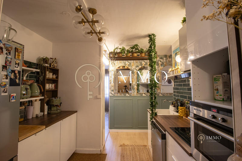 Appartement - 100 m² - 6 pièces