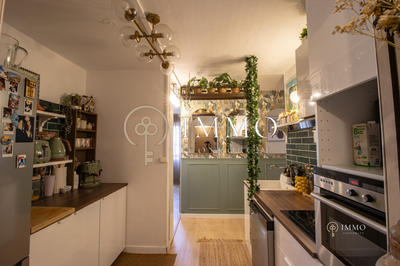 Appartement - 100 m² - 6 pièces