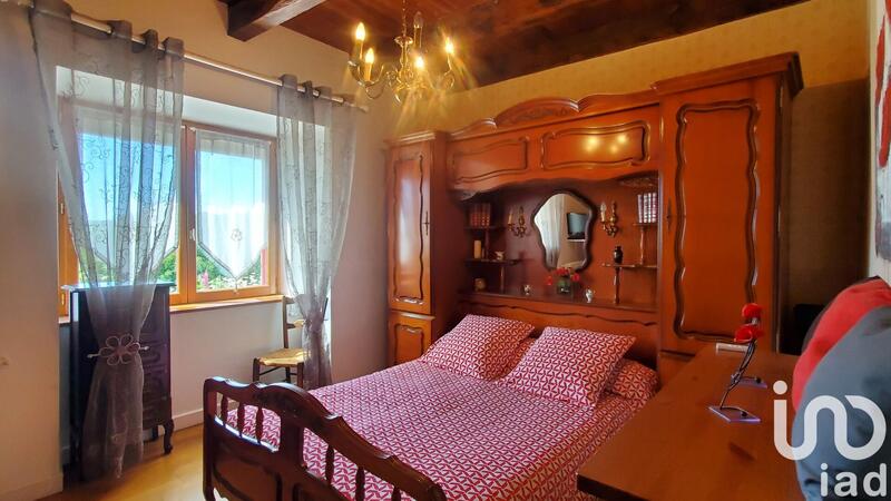 Maison - 147 m² - 7 pièces