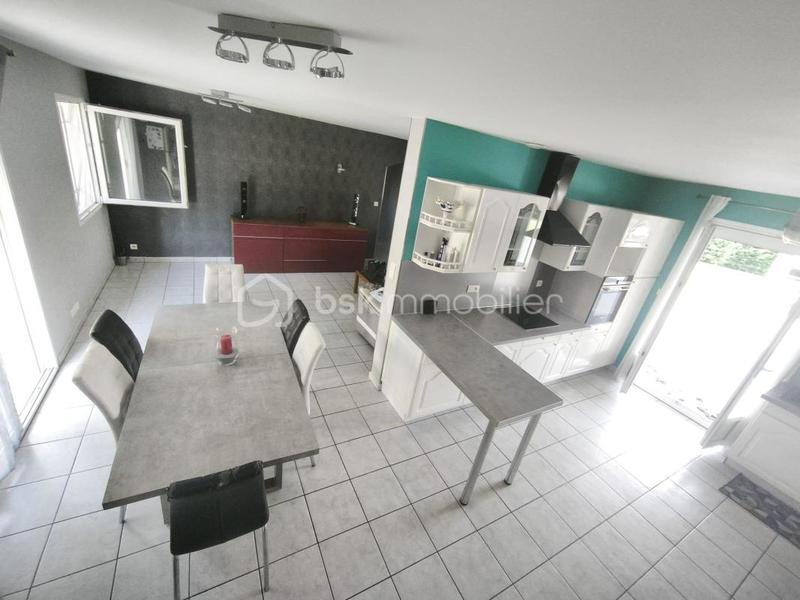 Maison - 141 m² - 6 pièces