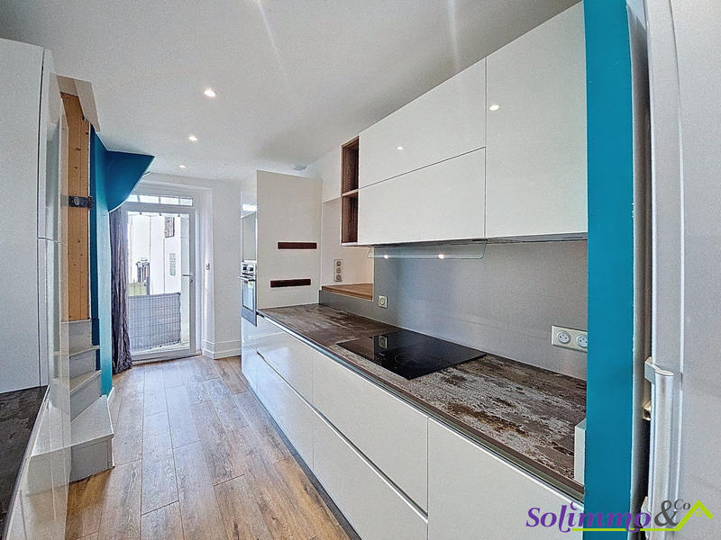 Maison - 103 m² - 4 pièces