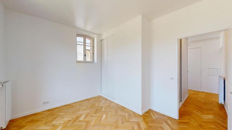 Appartement - 125 m² - 5 pièces