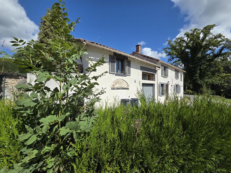 Maison - 142 m² - 5 pièces
