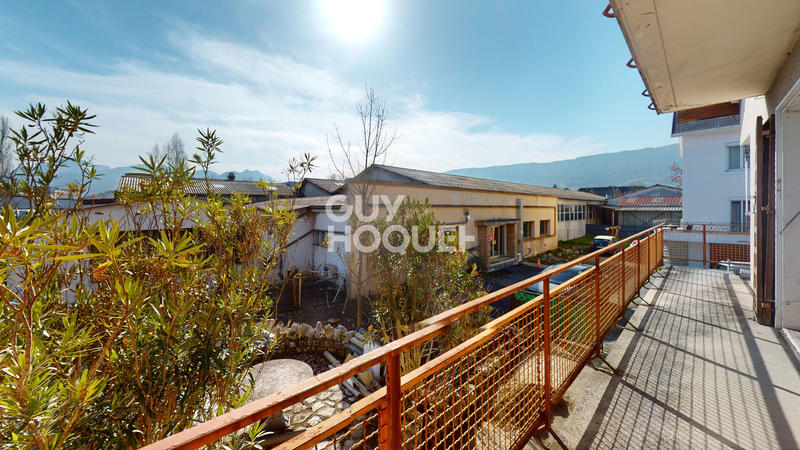 Appartement - 98 m² - 4 pièces