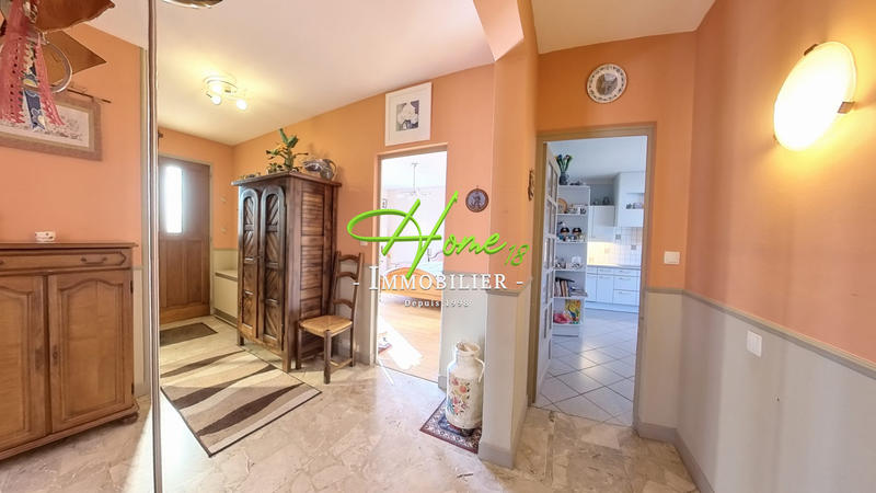 Maison - 162 m² - 8 pièces