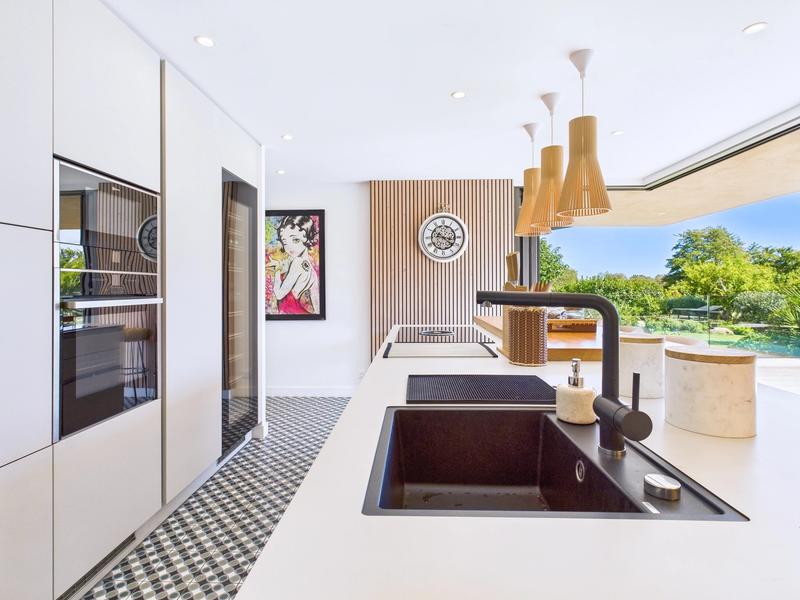 Villa - 200 m² - 6 pièces