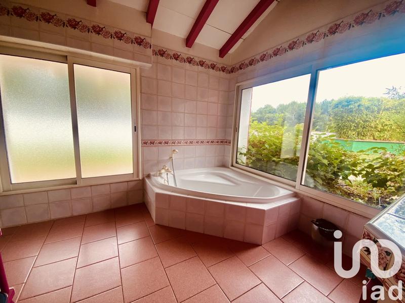 Maison de maîtres - 245 m² - 10 pièces