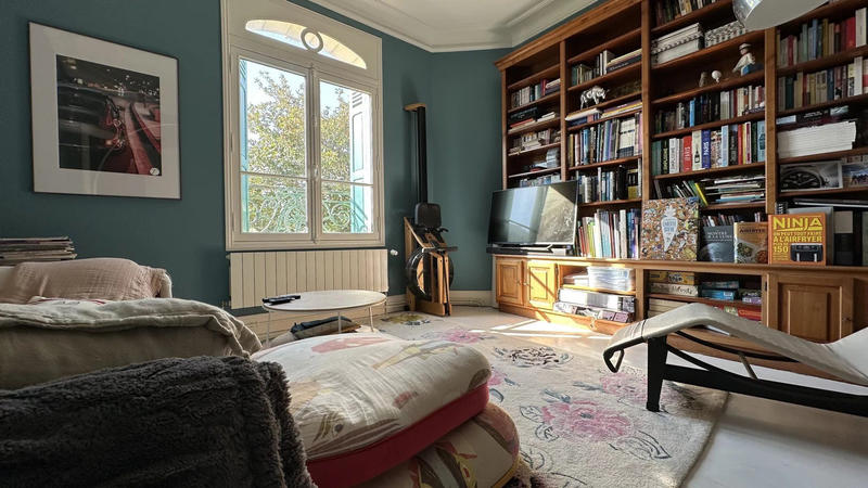 Maison - 199 m² - 8 pièces