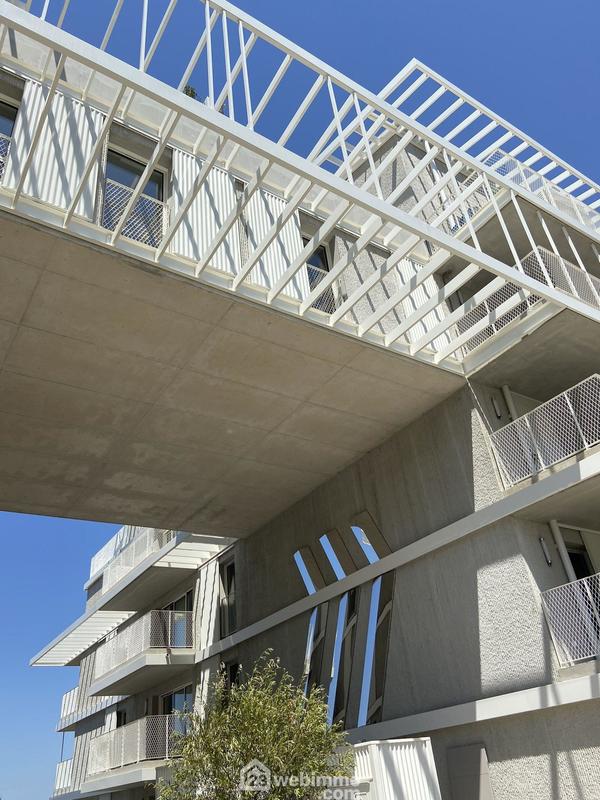 Appartement - 140 m² - 5 pièces