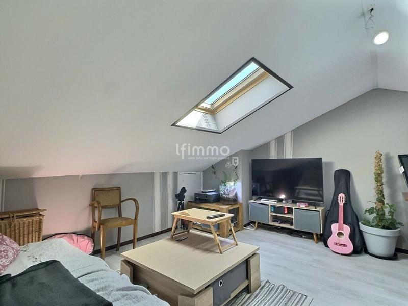 Maison - 85 m² - 5 pièces