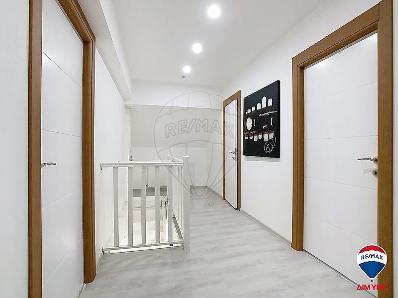 Maison - 158 m² - 7 pièces