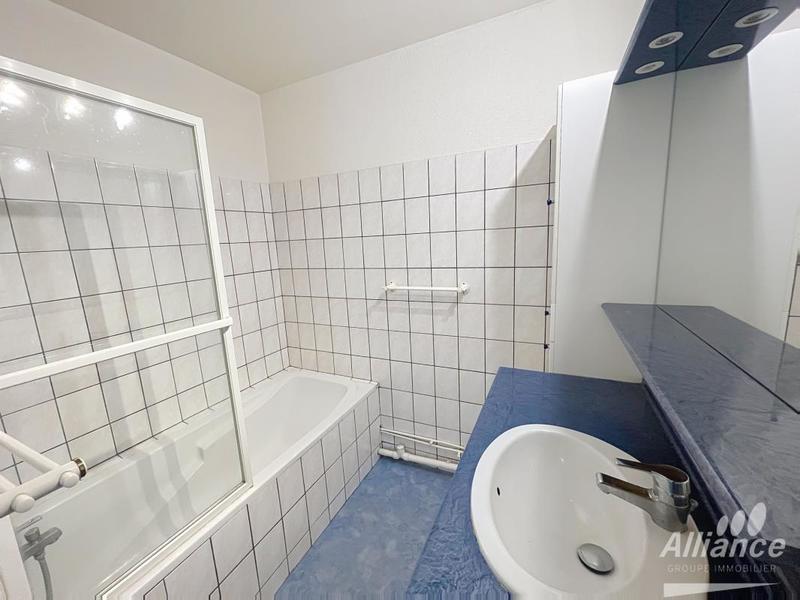 Appartement - 93 m² - 5 pièces