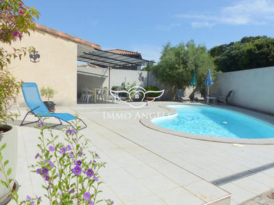 Maison - 98 m² - 4 pièces