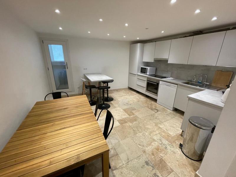 Maison - 181 m² - 12 pièces