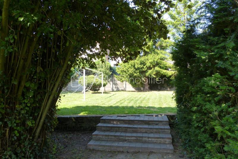 Maison bourgeoise - 260 m² - 9 pièces