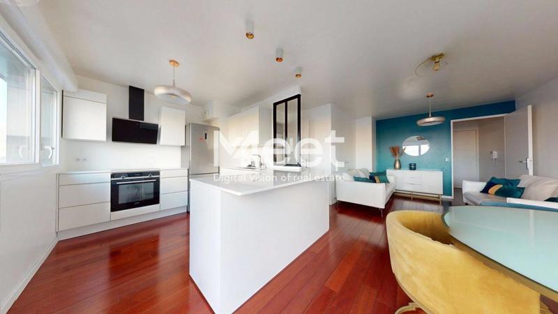 Appartement - 92 m² - 5 pièces