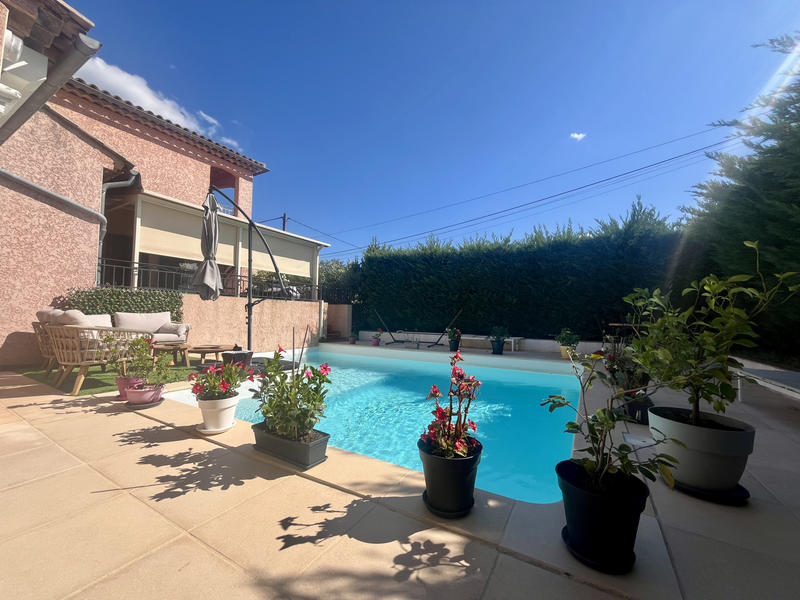 Villa - 164 m² - 5 pièces