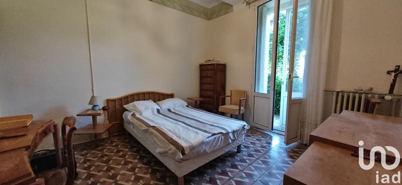 Maison - 307 m² - 14 pièces