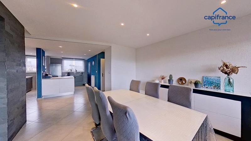 Appartement - 95 m² - 4 pièces