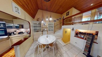 Maison - 140 m² - 6 pièces