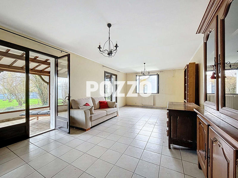 Maison - 90 m² - 5 pièces