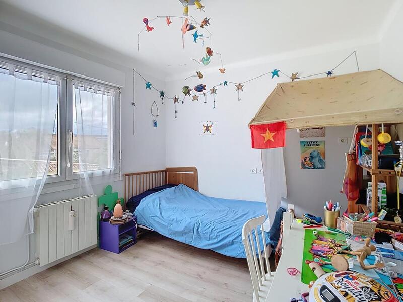 Maison - 110 m² - 4 pièces