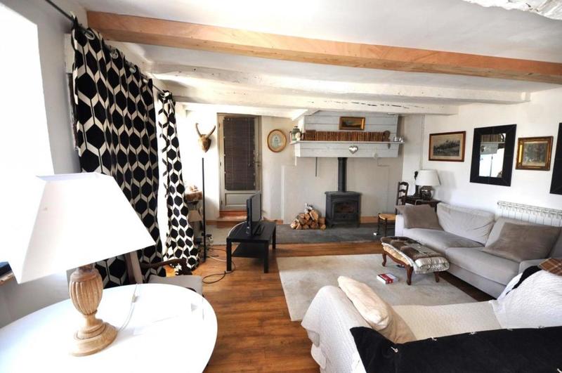 Maison en pierre - 450 m² - 12 pièces