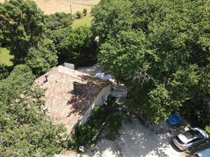 Maison en pierre - 355 m² - 11 pièces