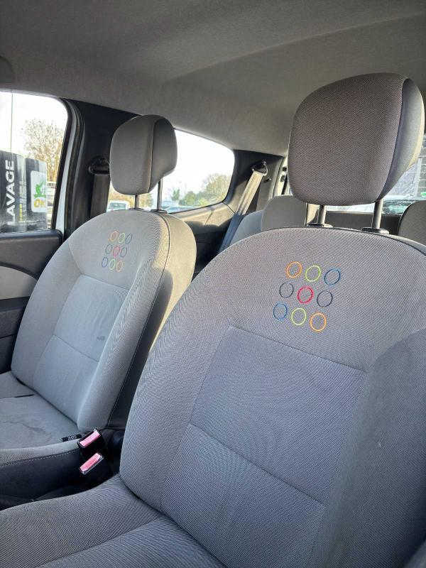 Renault Twingo II 1.2 16v 75ch