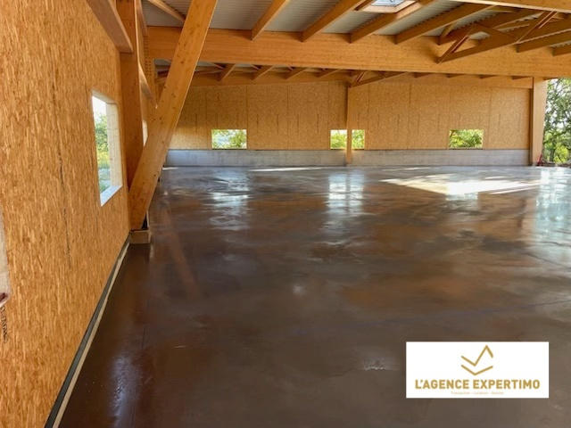 Local commercial - 560 m²