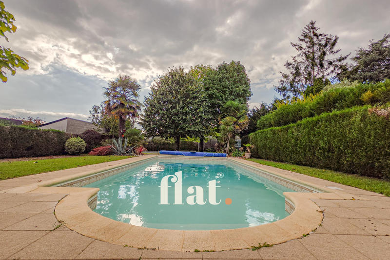 Maison - 175 m² - 6 pièces